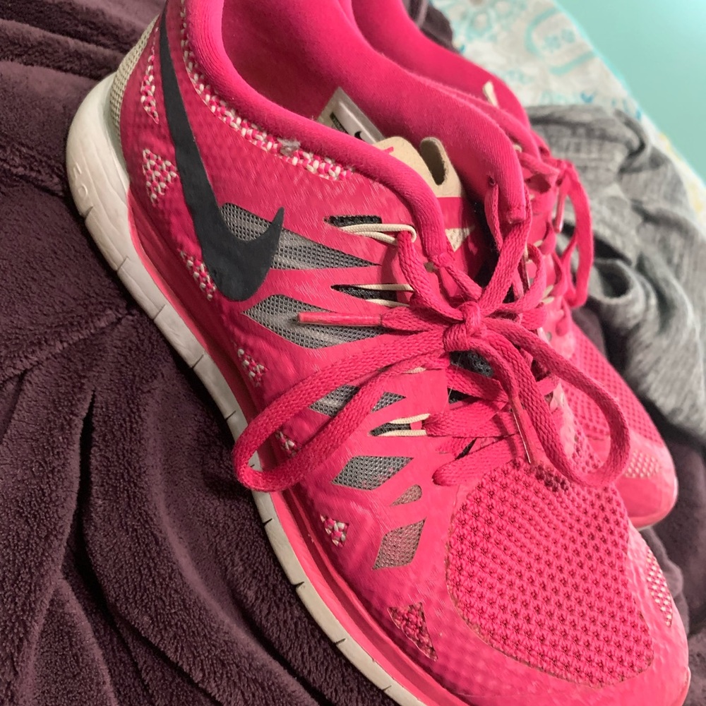 Pink Nike Free Run 5.0